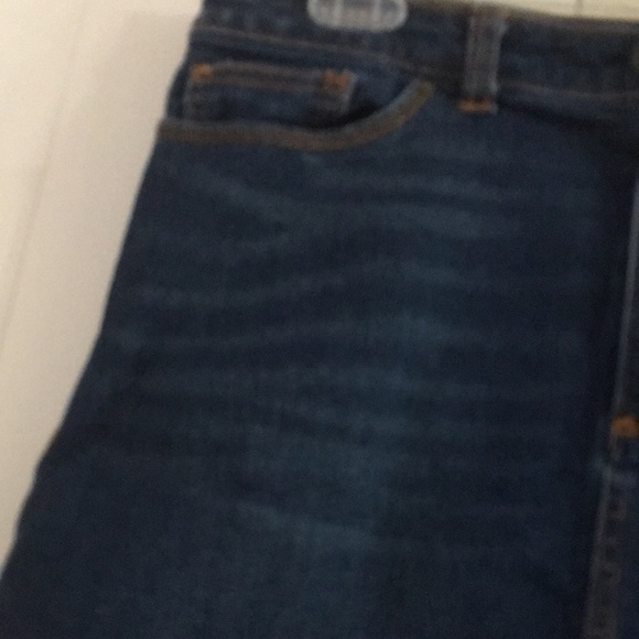 Universal threads blue jean skirt size 6/28. - Picture 8 of 10